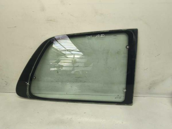 VITRE ARRIERE DROIT CITROEN SAXO - Vue 1